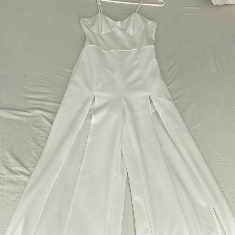 Elegant White Jumpsuit